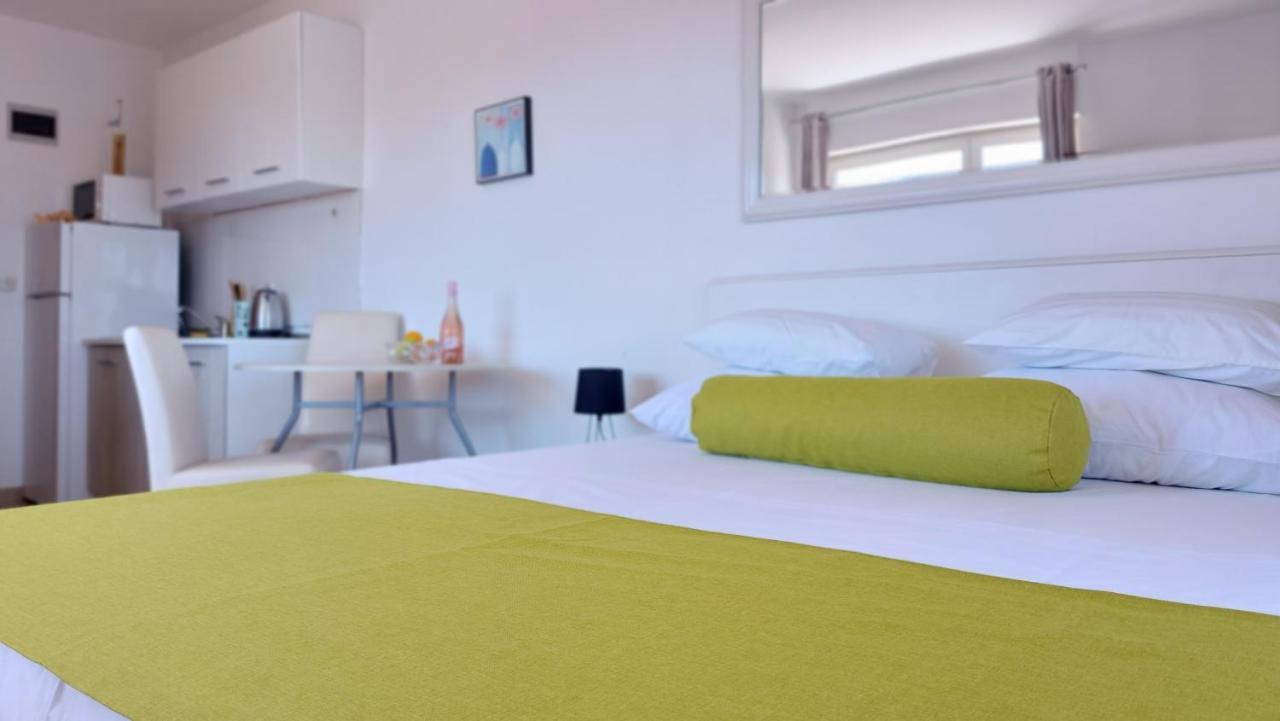 Sea Side Apartments Vodice Eksteriør bilde
