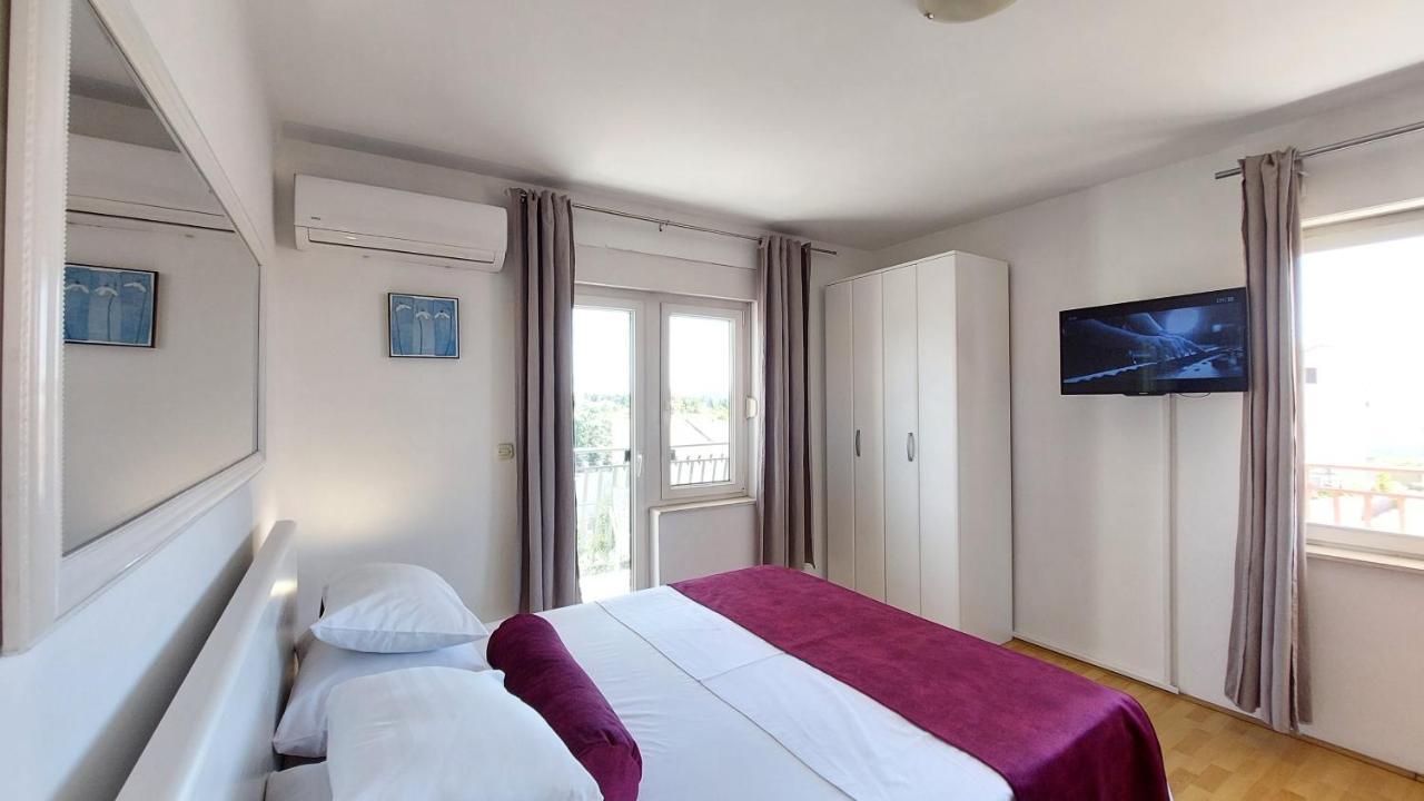 Sea Side Apartments Vodice Eksteriør bilde